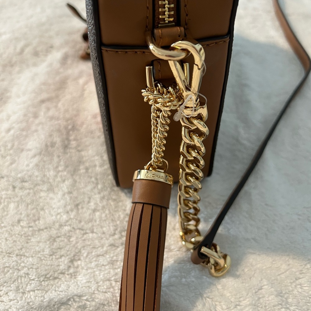 Michael Kors crossbody - Picture 4 of 8